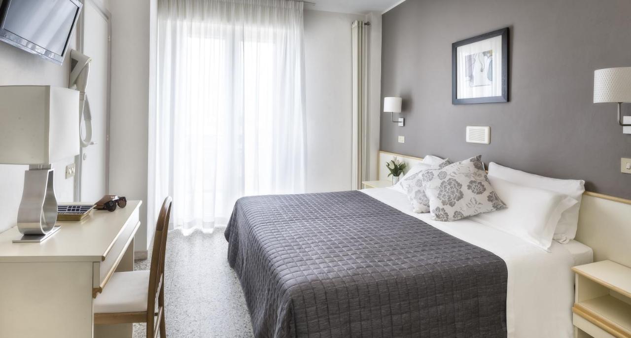 Hotel Carignano Ριτσόνε Εξωτερικό φωτογραφία