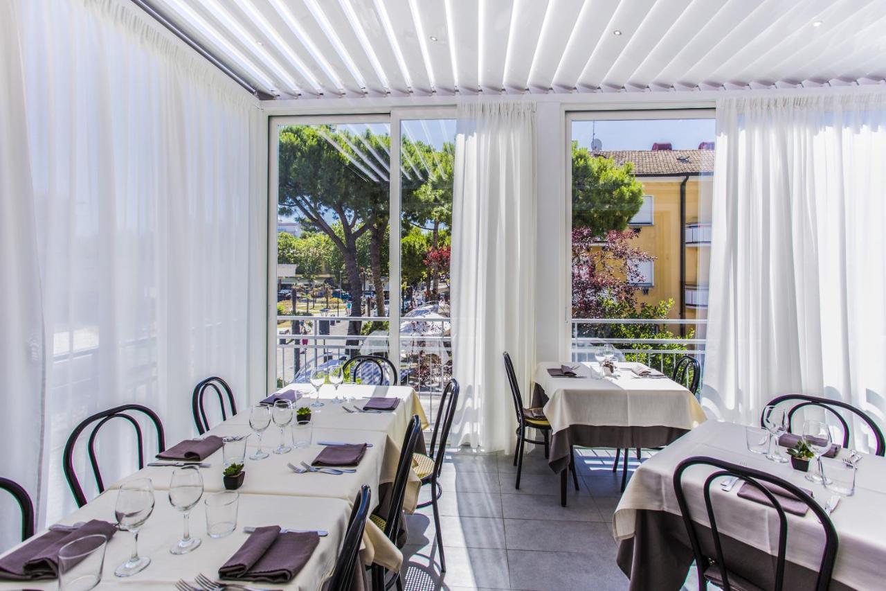 Hotel Carignano Ριτσόνε Εξωτερικό φωτογραφία